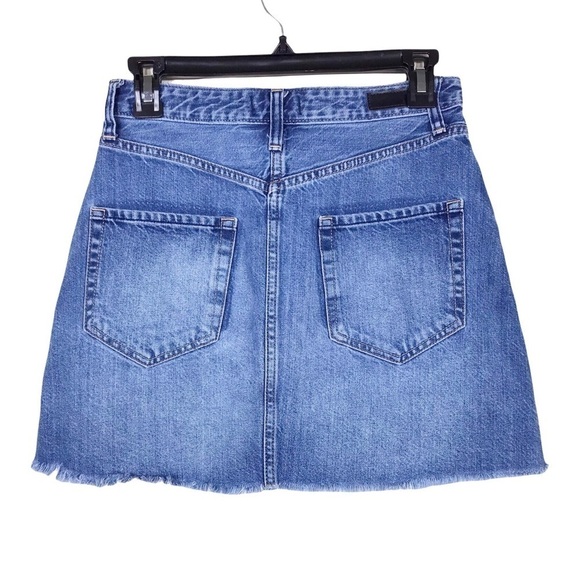 Abercrombie Fitch Blue Distressed Cut Off Raw Hem Jean Skirt Size 26 - Picture 3 of 9